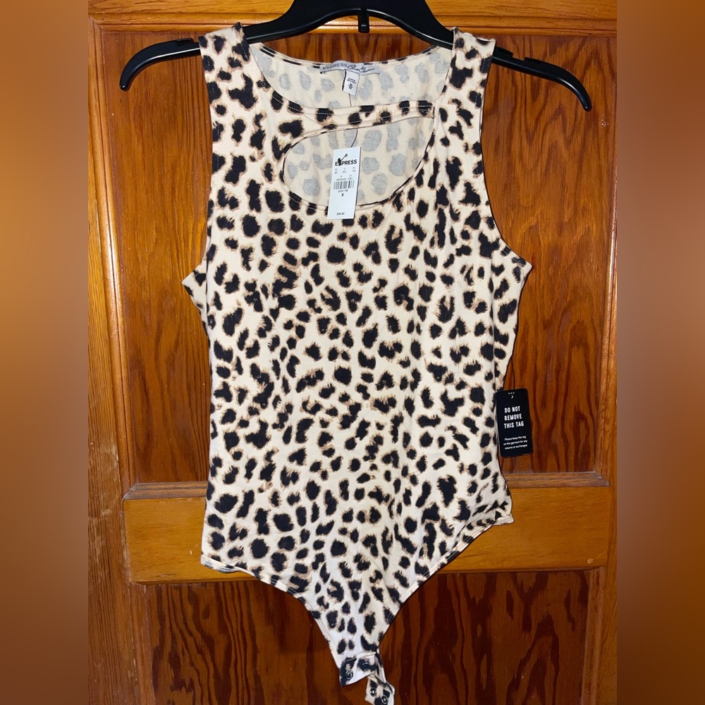 Express leopard bodysuit, Size Medium.